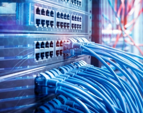 img-sg2-installing-cables